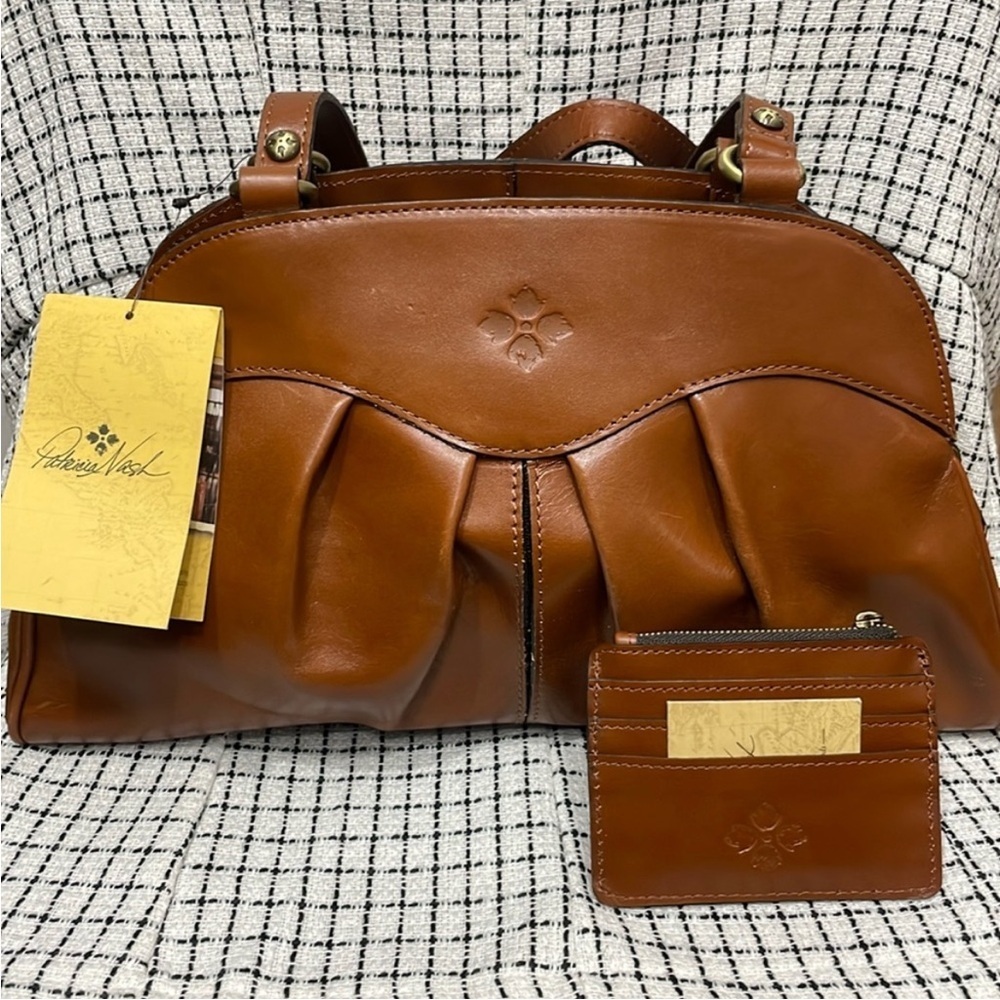 Patricia Nash Heritage Macellara Tan with credit card wallet